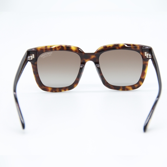 NEW TOM FORD FT0690/S SUNGLASSES TOM FORD SARI TF690/F